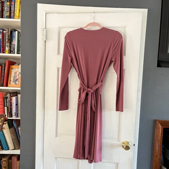 NWT Thalia Sodi Long sleeve Wrap Dress in Medieval Rose - Picture 2 of 2
